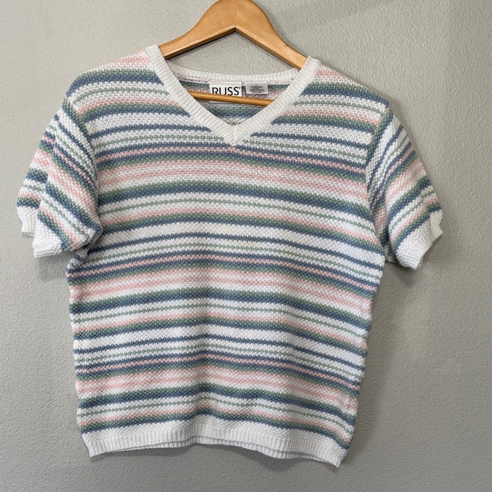 VTG Russ Pastel Striped V-Neck Sweater Large 1980’s Ramie/Cotton Short sleeve